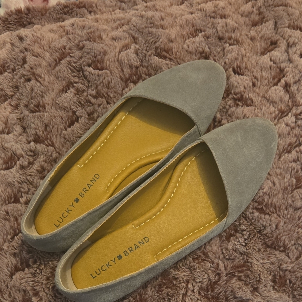 Lucky Brand Gray Flats for Effortless Style